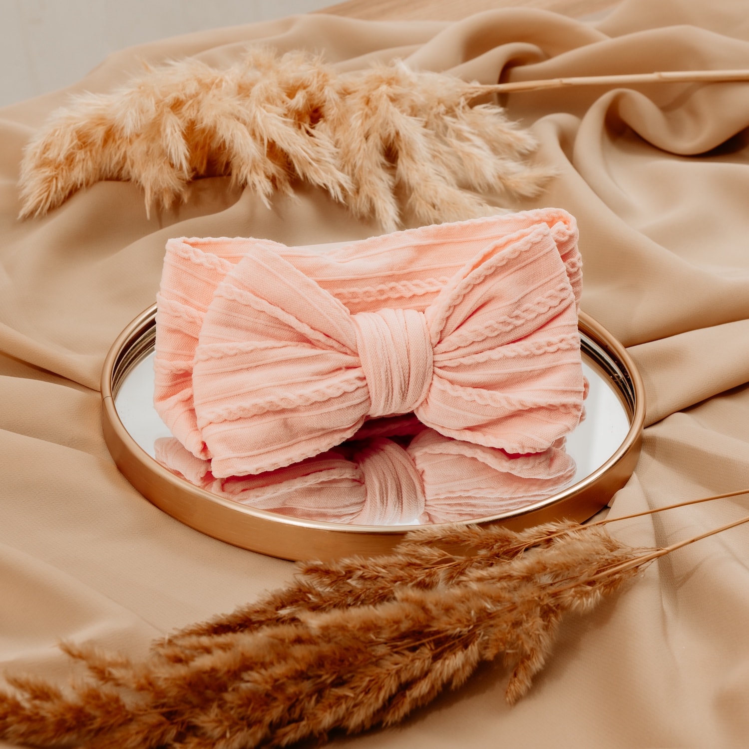 mini-pandelka-s-pletka-praskova Панделка с плетка (Knitted) - Праскова - Image 1